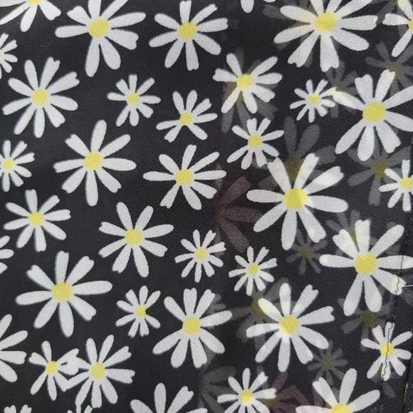 Black white yellow daisy floral print H&M slip a-line mini skirt 2 - Picture 2 of 7